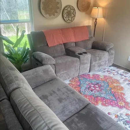 Private Cozy Hideaway With Deck Escape Austin 35Mi Vila Bastrop Exterior foto